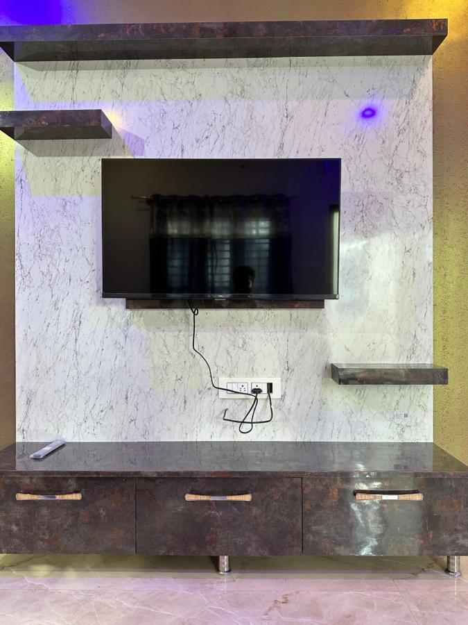 Anthara Service Apartments Belur  Bagian luar foto